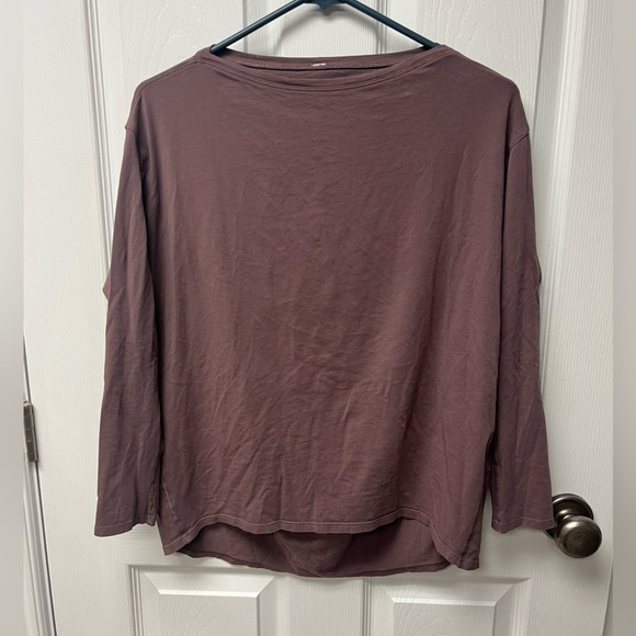 Lululemon Back In Action Longsleeve - Sz 4 - Picture 2 of 4